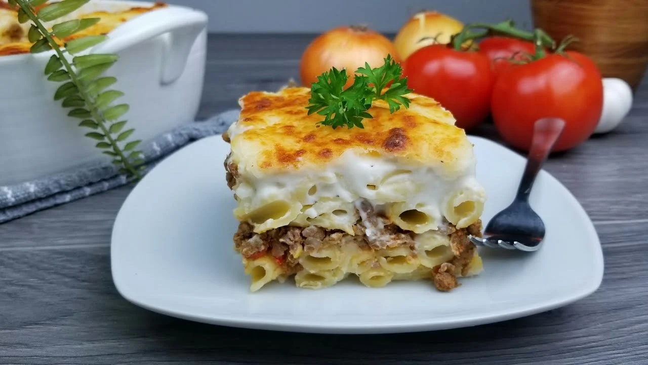 How to Make Macaroni Béchamel with Special Ingredients